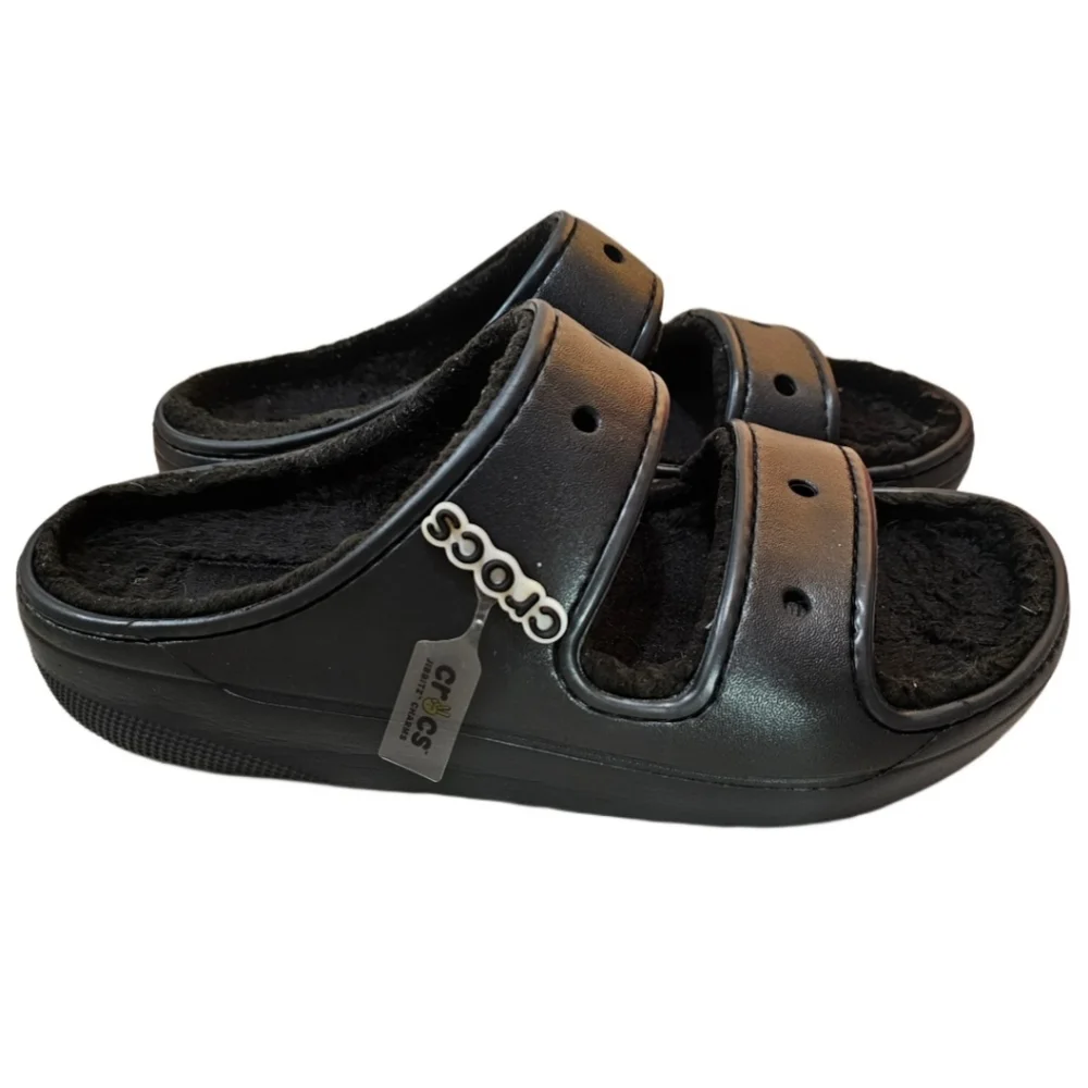 **SOLD** Crocs Adult Classic Cozzzy Sandals - Picture 5 of 9